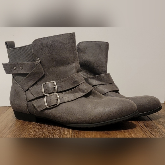 Rampage Boots, size 7.5, never worn - Picture 1 of 6